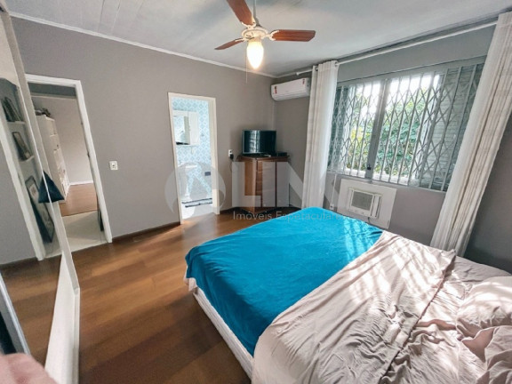 Imagem Casa com 3 Quartos à Venda, 174 m² em Vila Jardim - Porto Alegre