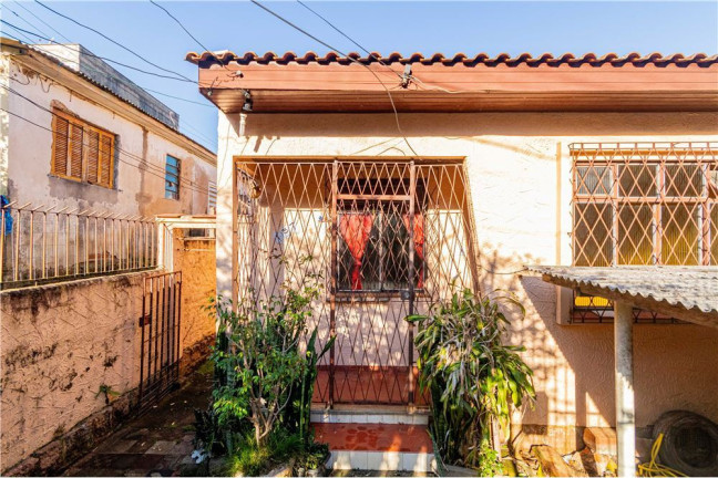 Imagem Casa com 3 Quartos à Venda, em Partenon - Porto Alegre Imagem Casa com 3 Quartos à Venda, em Partenon - Porto Alegre
