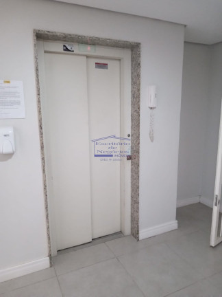 Imagem Imóvel com 2 Quartos à Venda, 45 m² em Cristal - Porto Alegre Imagem Imóvel com 2 Quartos à Venda, 45 m² em Cristal - Porto Alegre