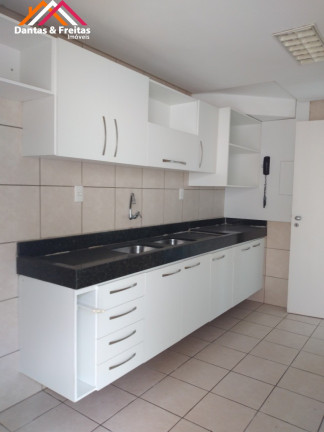 Imagem Imóvel com 4 Quartos à Venda, em Sapiranga - Fortaleza Imagem Imóvel com 4 Quartos à Venda, em Sapiranga - Fortaleza