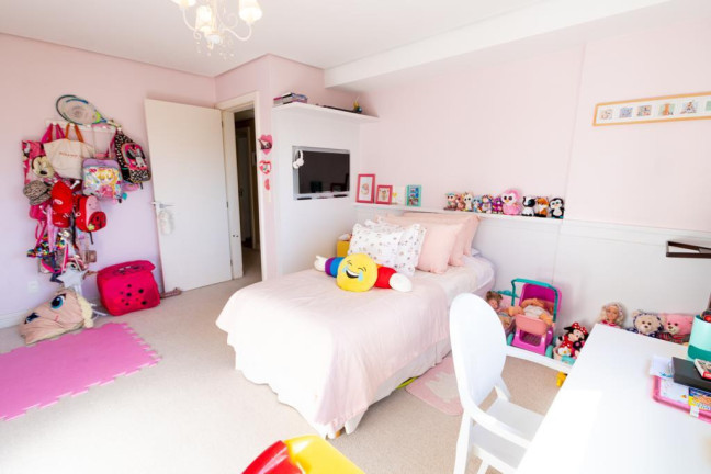 Imagem Imóvel com 3 Quartos à Venda, em Auxiliadora - Porto Alegre Imagem Imóvel com 3 Quartos à Venda, em Auxiliadora - Porto Alegre