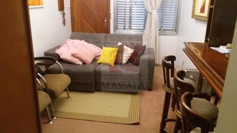Imagem Apartamento com 3 Quartos à Venda, 75 m² em Petrópolis - Porto Alegre Imagem Apartamento com 3 Quartos à Venda, 75 m² em Petrópolis - Porto Alegre