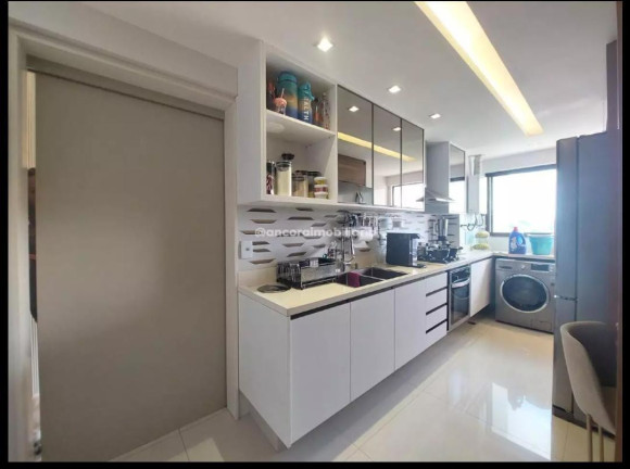 Imagem Apartamento com 4 Quartos à Venda, 158 m² em Apipucos Imagem Apartamento com 4 Quartos à Venda, 158 m² em Apipucos