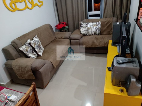 Imagem Imóvel com 2 Quartos à Venda, 43 m² em Bangu - Rio De Janeiro Imagem Imóvel com 2 Quartos à Venda, 43 m² em Bangu - Rio De Janeiro
