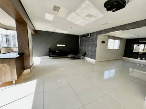 Imagem Imóvel com 3 Quartos à Venda, 220 m² em Campo Belo - São Paulo