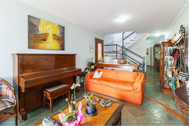 Imagem Casa com 3 Quartos à Venda, em Jardim Monte Kemel - São Paulo Imagem Casa com 3 Quartos à Venda, em Jardim Monte Kemel - São Paulo