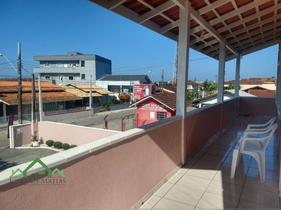 Imagem Casa com 3 Quartos à Venda, 120 m² em Centro - Balneário Barra Do Sul