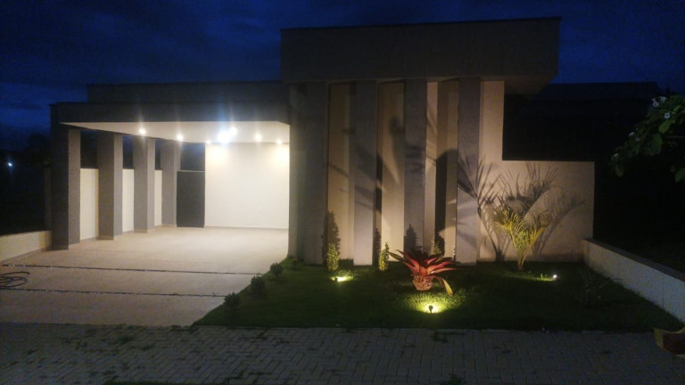Imagem Casa com 3 Quartos à Venda, 140 m² em Chácara São Félix - Taubaté Imagem Casa com 3 Quartos à Venda, 140 m² em Chácara São Félix - Taubaté