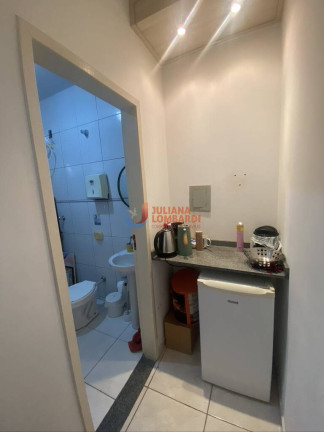 Imagem Casa com 3 Quartos à Venda, 240 m² em Maria Luiza - Cascavel Imagem Casa com 3 Quartos à Venda, 240 m² em Maria Luiza - Cascavel
