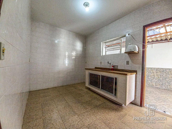 Imagem Casa com 2 Quartos à Venda, 51 m² em Barra Do Imbuí - Teresópolis