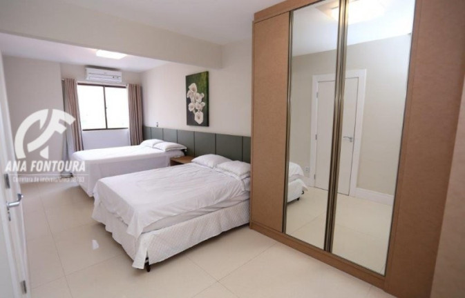 Imagem Cobertura com 5 Quartos à Venda, 623 m² em Centro - Balneário Camboriú