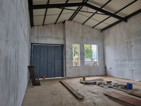 Imóvel Comercial à Venda, 300 m² em Vila Nova - Pirassununga