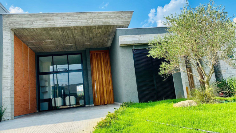 Imagem Casa com 4 Quartos à Venda, em Xangri-lá Imagem Casa com 4 Quartos à Venda, em Xangri-lá