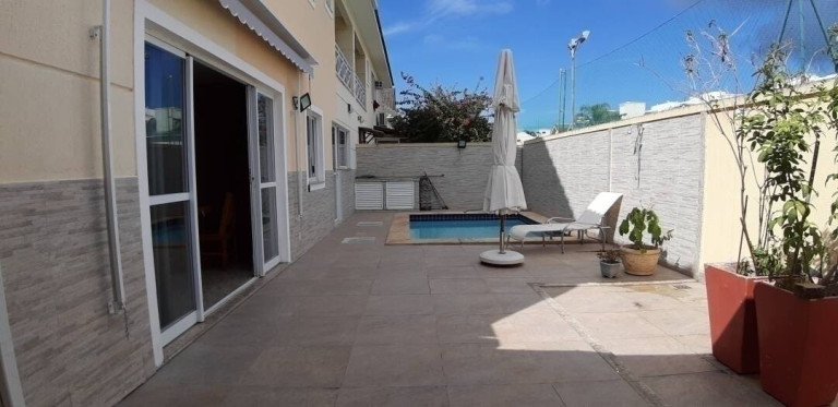 Imagem Casa de Condomínio com 3 Quartos à Venda, 350 m² em Recreio Dos Bandeirantes - Rio De Janeiro Imagem Casa de Condomínio com 3 Quartos à Venda, 350 m² em Recreio Dos Bandeirantes - Rio De Janeiro
