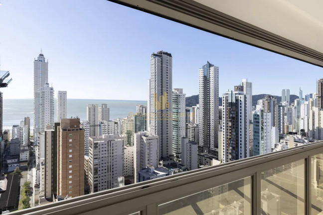 Imagem Apartamento com 4 Quartos à Venda, 167 m² em Centro - Balneário Camboriú Imagem Apartamento com 4 Quartos à Venda, 167 m² em Centro - Balneário Camboriú