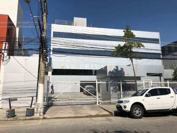 Imóvel Comercial à Venda, 3.735 m² em Barra Funda - São Paulo