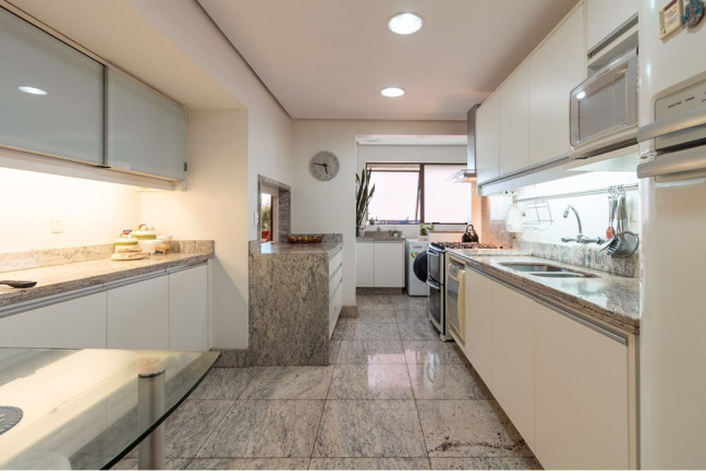 Imagem Cobertura com 4 Quartos à Venda, 330 m² em Petrópolis - Porto Alegre Imagem Cobertura com 4 Quartos à Venda, 330 m² em Petrópolis - Porto Alegre