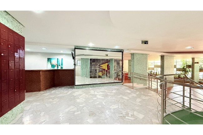 Imagem Imóvel com 2 Quartos à Venda, 49 m² em Centro Histórico - Porto Alegre Imagem Imóvel com 2 Quartos à Venda, 49 m² em Centro Histórico - Porto Alegre