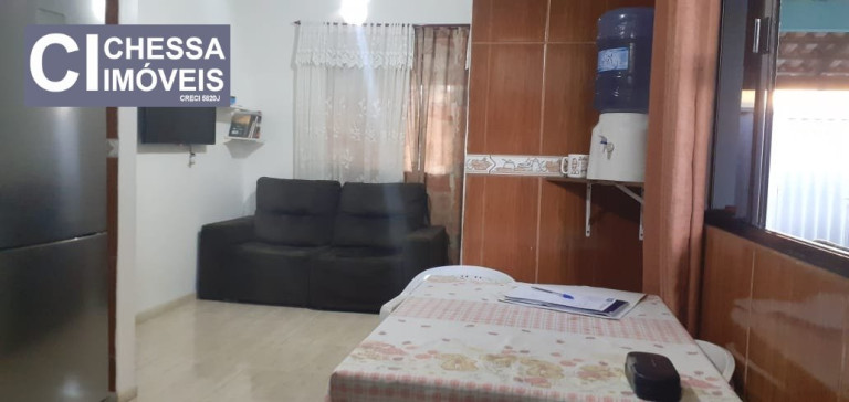 Imagem Casa com 2 Quartos à Venda, 200 m² em Espinheiros - Itajaí Imagem Casa com 2 Quartos à Venda, 200 m² em Espinheiros - Itajaí