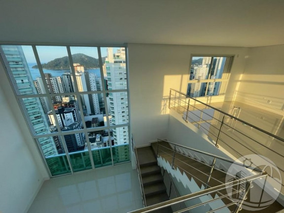 Imagem Cobertura com 3 Quartos à Venda, 330 m² em Centro - Balneário Camboriú Imagem Cobertura com 3 Quartos à Venda, 330 m² em Centro - Balneário Camboriú