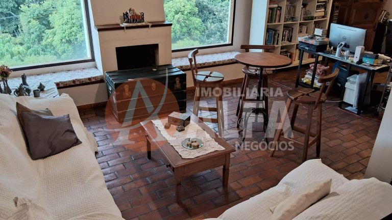 Imagem Casa com 6 Quartos à Venda, 604 m² em Recanto Impla - Carapicuíba Imagem Casa com 6 Quartos à Venda, 604 m² em Recanto Impla - Carapicuíba