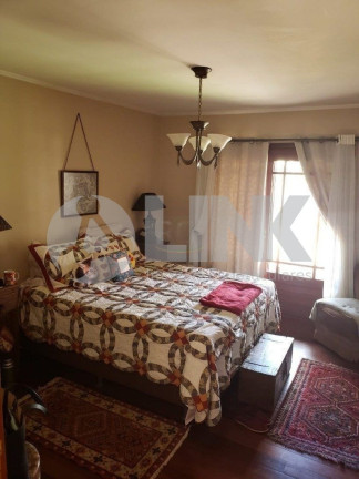 Imagem Casa com 4 Quartos à Venda, 236 m² em Agronomia - Porto Alegre