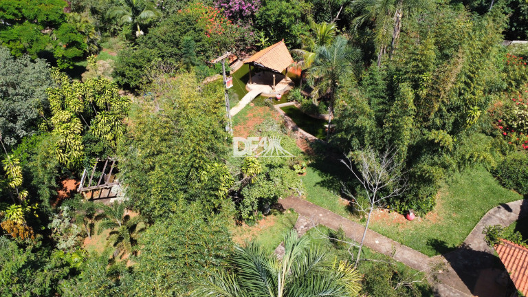 Imagem Imóvel com 16 Quartos à Venda, 4.400 m² em Planaltina - Brasília