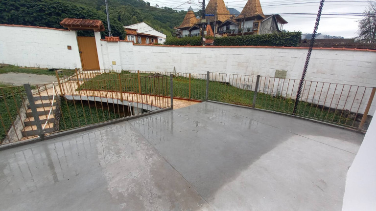 Imagem Casa com 3 Quartos à Venda, 560 m² em Cascatinha - Nova Friburgo Imagem Casa com 3 Quartos à Venda, 560 m² em Cascatinha - Nova Friburgo