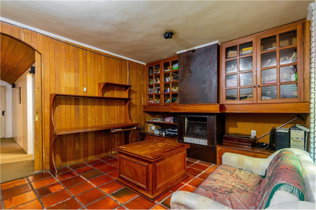 Imagem Imóvel com 4 Quartos à Venda, em Bom Fim - Porto Alegre Imagem Imóvel com 4 Quartos à Venda, em Bom Fim - Porto Alegre