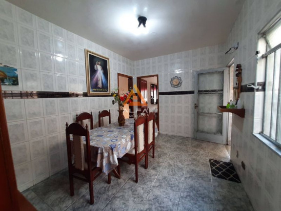Imagem Casa com 6 Quartos à Venda, 96 m² Imagem Casa com 6 Quartos à Venda, 96 m²