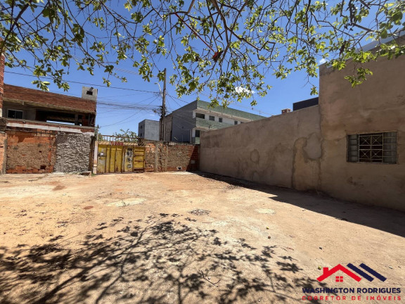 Imagem Terreno à Venda, 450 m² em Setor Especial (vila Estrutural) - Brasília Imagem Terreno à Venda, 450 m² em Setor Especial (vila Estrutural) - Brasília