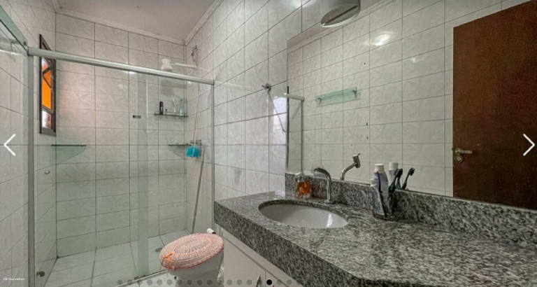 Imagem Casa com 4 Quartos à Venda, 240 m² em Vila Floresta - Santo André