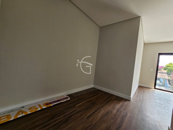 Imagem Casa com 3 Quartos à Venda,  em Saguaçu - Joinville