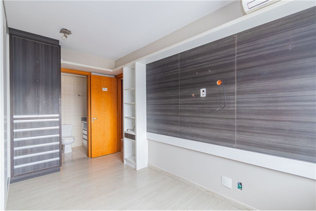 Imagem Apartamento com 2 Quartos à Venda, 86 m² em Menino Deus - Porto Alegre Imagem Apartamento com 2 Quartos à Venda, 86 m² em Menino Deus - Porto Alegre