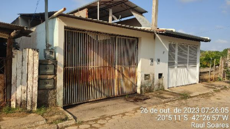 Casa com 2 Quartos à Venda, 100 m² em Santa Rita - Raul Soares