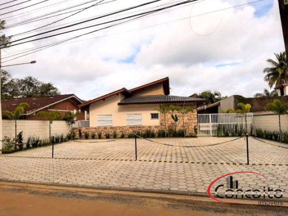 Imagem Casa de Condomínio com 6 Quartos para Temporada, 250 m² em Tenório - Ubatuba Imagem Casa de Condomínio com 6 Quartos para Temporada, 250 m² em Tenório - Ubatuba