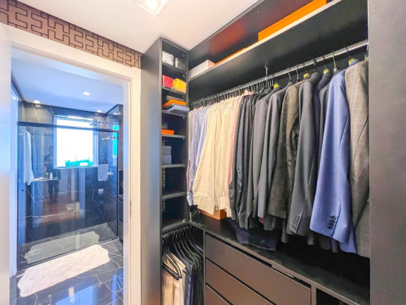 Imagem Apartamento com 3 Quartos à Venda, 209 m² em Higienópolis - Porto Alegre Imagem Apartamento com 3 Quartos à Venda, 209 m² em Higienópolis - Porto Alegre