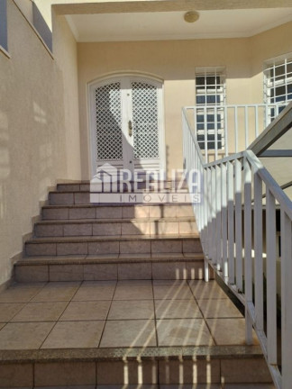 Imagem Casa com 6 Quartos à Venda, 300 m² em Boa Vista - Uberaba Imagem Casa com 6 Quartos à Venda, 300 m² em Boa Vista - Uberaba