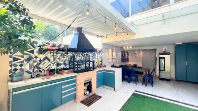 Imagem Casa de Condomínio com 3 Quartos à Venda, 249 m² em Vila Romana - São Paulo