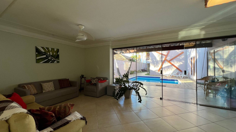 Imagem Casa com 5 Quartos à Venda, 630 m² em Ogiva - Cabo Frio Imagem Casa com 5 Quartos à Venda, 630 m² em Ogiva - Cabo Frio