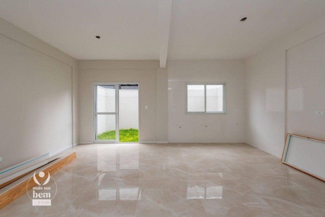 Imagem Sobrado com 3 Quartos à Venda, 180 m² em Portão - Curitiba