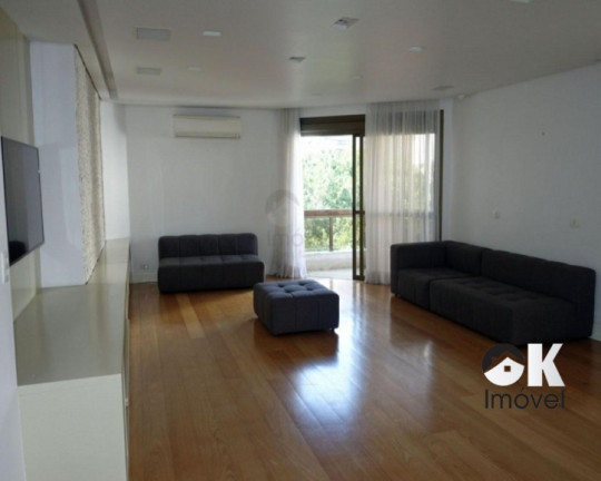 Apartamento com 4 Quartos à Venda, 251 m² em Vila Nova Conceição - São Paulo