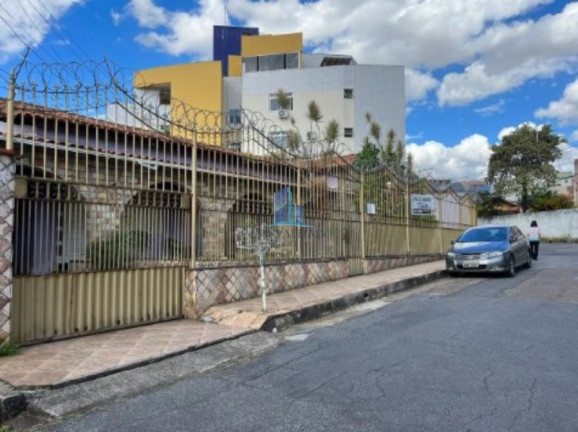 Casa com 4 Quartos para Alugar, 360 m² em Fonte Grande - Contagem