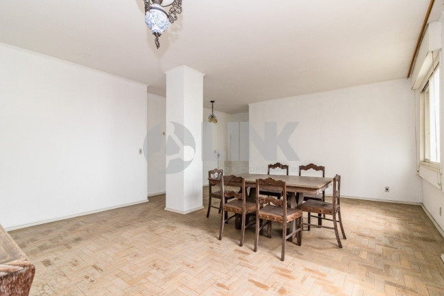Imagem Apartamento com 3 Quartos à Venda, 168 m² em Moinhos De Vento - Porto Alegre Imagem Apartamento com 3 Quartos à Venda, 168 m² em Moinhos De Vento - Porto Alegre