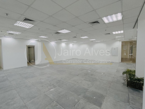 Imagem Imóvel Comercial para Alugar, 310 m² em Cidade Monções - São Paulo