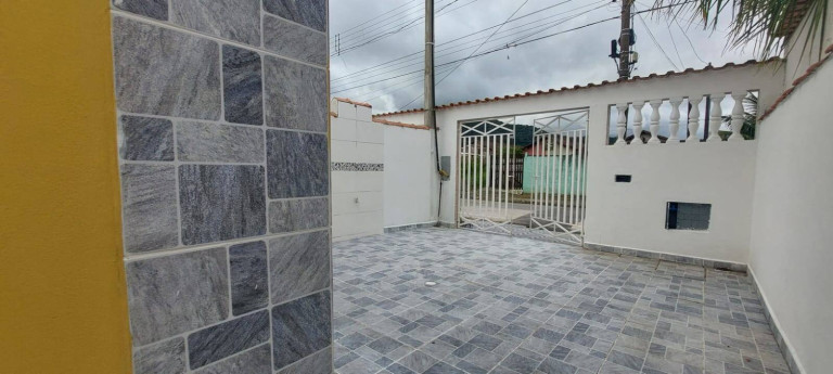 Imagem Casa com 2 Quartos à Venda, 150 m² em Jardim Leonor - Mongaguá Imagem Casa com 2 Quartos à Venda, 150 m² em Jardim Leonor - Mongaguá