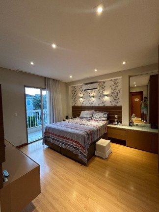 Imagem Casa com 4 Quartos para Alugar ou Temporada, 230 m² em Colina De Laranjeiras - Serra