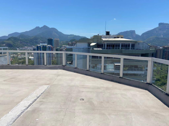 Imagem Cobertura à Venda,  em Barra Da Tijuca - Rio De Janeiro