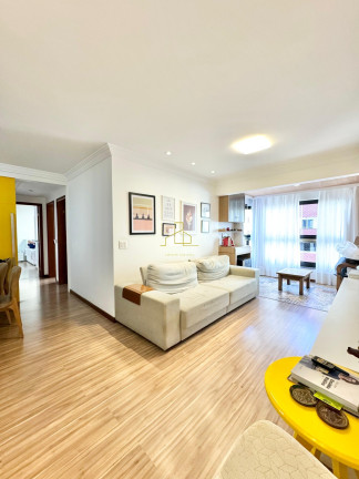 Imagem Imóvel com 3 Quartos à Venda, 132 m² em Praia Da Costa - Vila Velha Imagem Imóvel com 3 Quartos à Venda, 132 m² em Praia Da Costa - Vila Velha