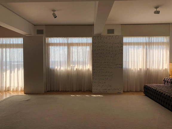 Imagem Apartamento com 3 Quartos à Venda, 328 m² em Moinhos De Vento - Porto Alegre